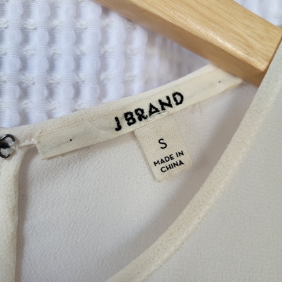 J Brand Shell Tank in ivory/cream crepe with Sarina applique panels, size small - Picture 3 of 4